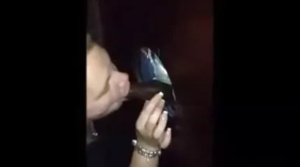 Лілл Холл Холл домашне відео порно закохалася в свого коханця після мастурбації під час порно.